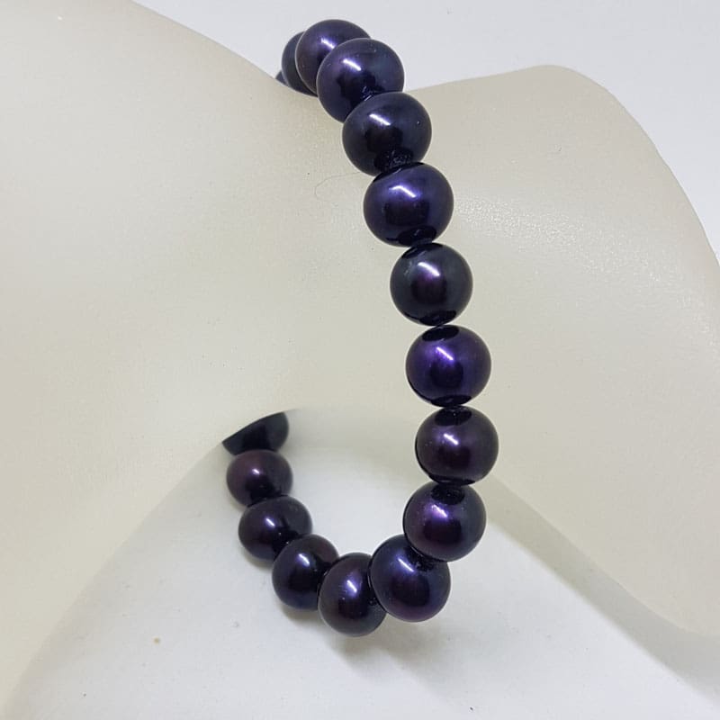Sterling Silver Clasp on Black Freshwater Pearl Bracelet