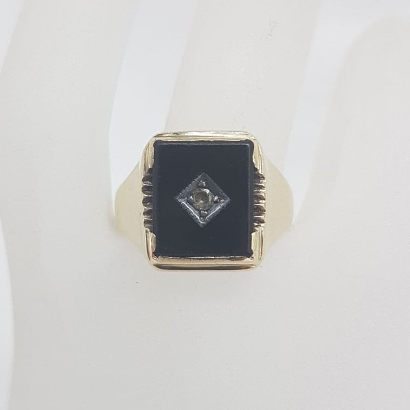 9ct Yellow Gold Rectangular Onyx with Cubic Zirconia Centre Gents Ring - Vintage