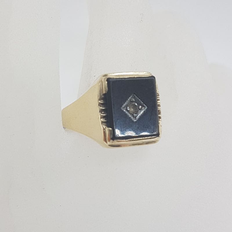 9ct Yellow Gold Rectangular Onyx with Cubic Zirconia Centre Gents Ring - Vintage