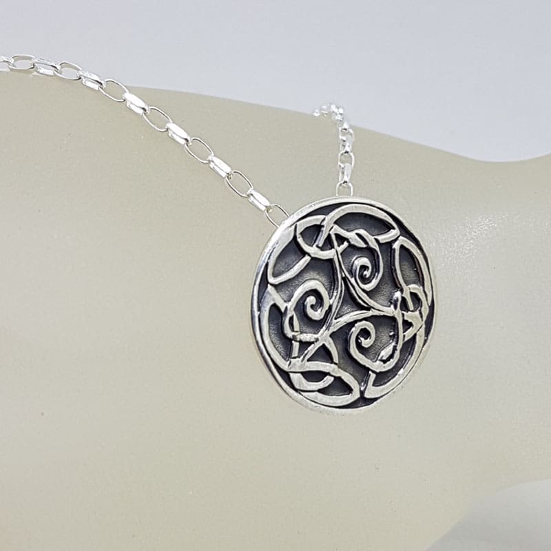 Sterling Silver Celtic Knots Round Disc Pendant on Silver Chain