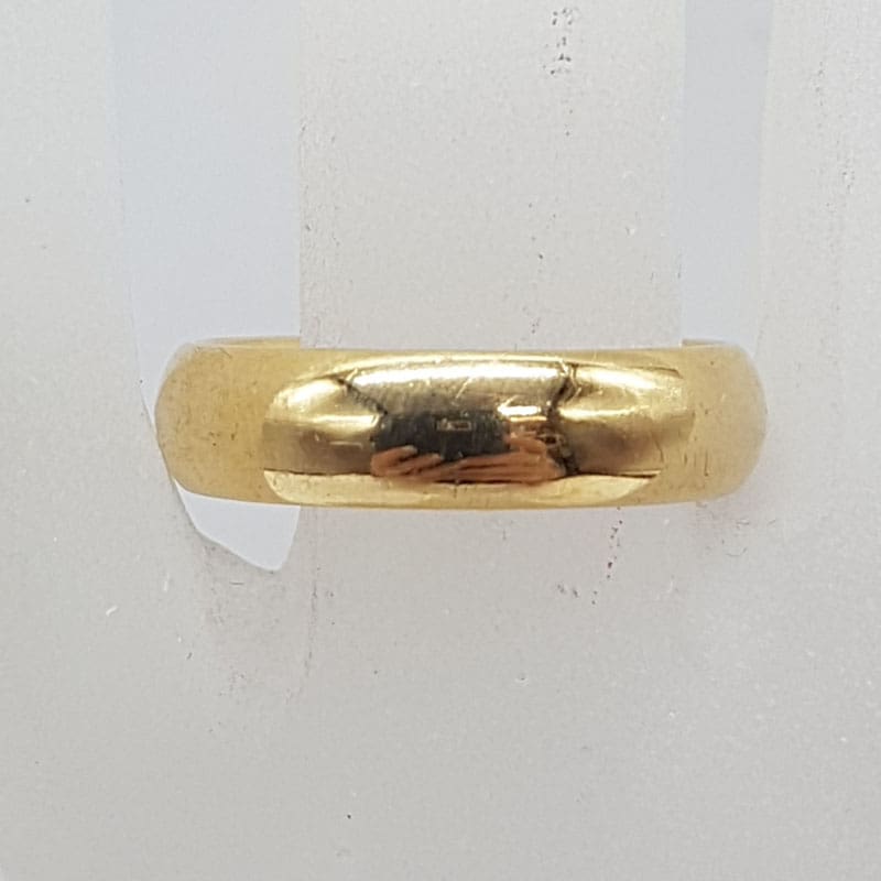 18ct Yellow Gold Rounded Heavy Wedding Ring / Wedding Band
