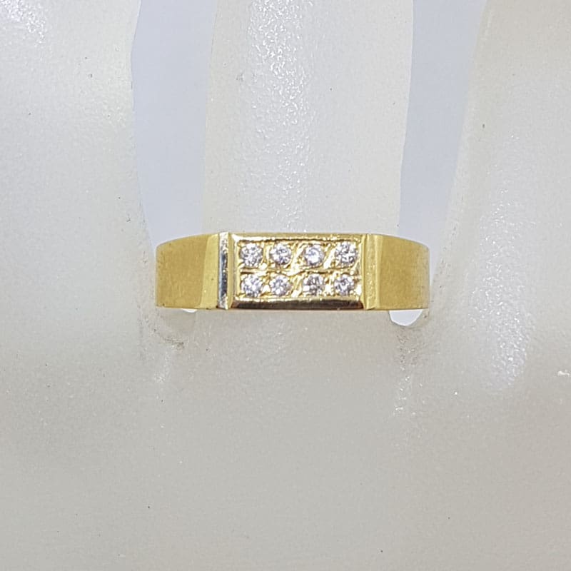 18ct Yellow Gold 8 Diamond Rectangular Gents Ring / Ladies Ring