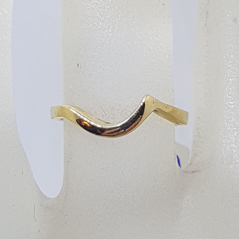 9ct Yellow Gold Curved Wedding Band Ring