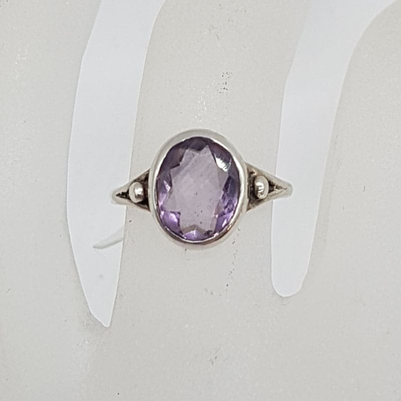 Sterling Silver Oval Amethyst Bezel Set Ring - Vintage