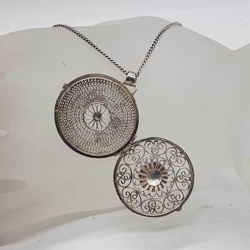 Sterling Silver Ornate Filigree Round Carnelian Locket Pendant on Silver Chain - Antique / Vintage