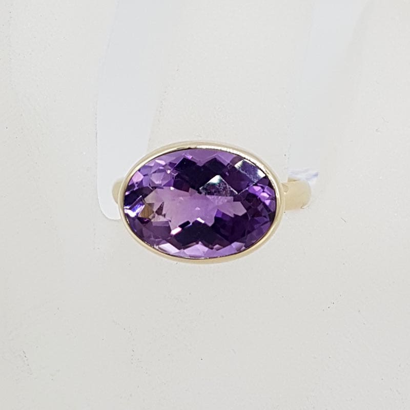 9ct Yellow Gold Amethyst Large / High Oval Bezel Set Ring