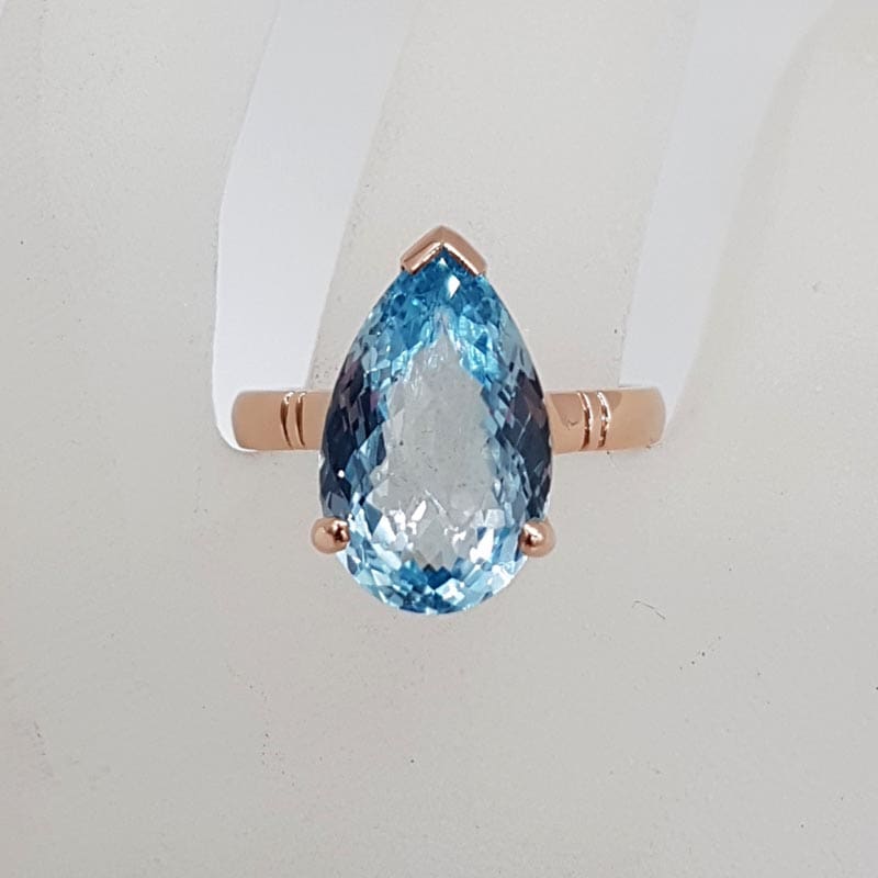 9ct Rose Gold Blue Topaz Large Claw Set Teardrop / Pear Shape Ring