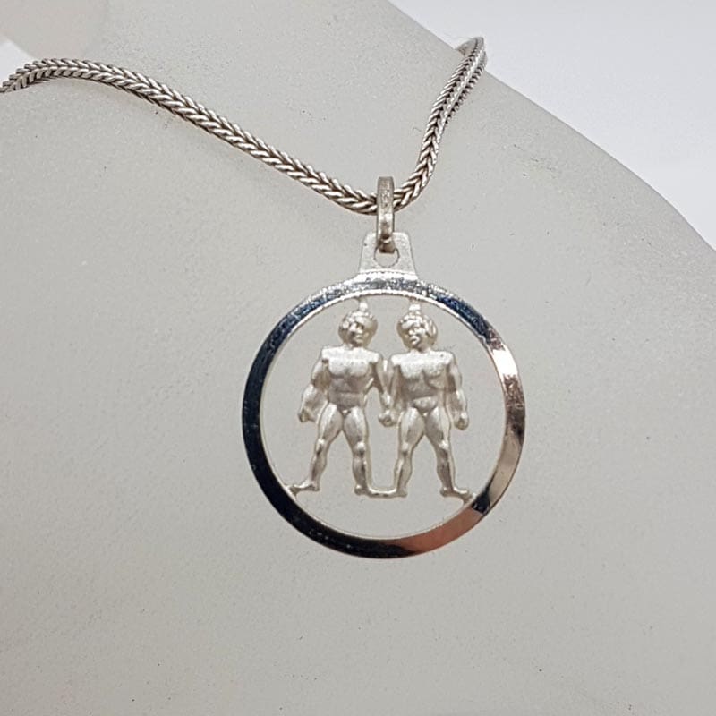 Sterling Silver Gemini Horoscope Round Open Design Pendant on Silver Chain - Vintage