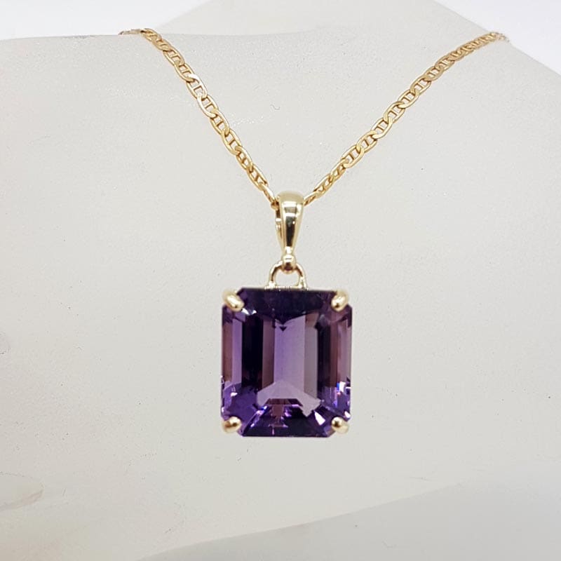 9ct Yellow Gold Rectangular Claw Set Amethyst Pendant on Gold Chain