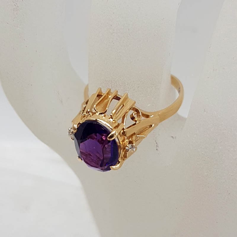 14ct Yellow Gold Oval Amethyst Set in Basket with Diamonds Ring - Antique / Vintage