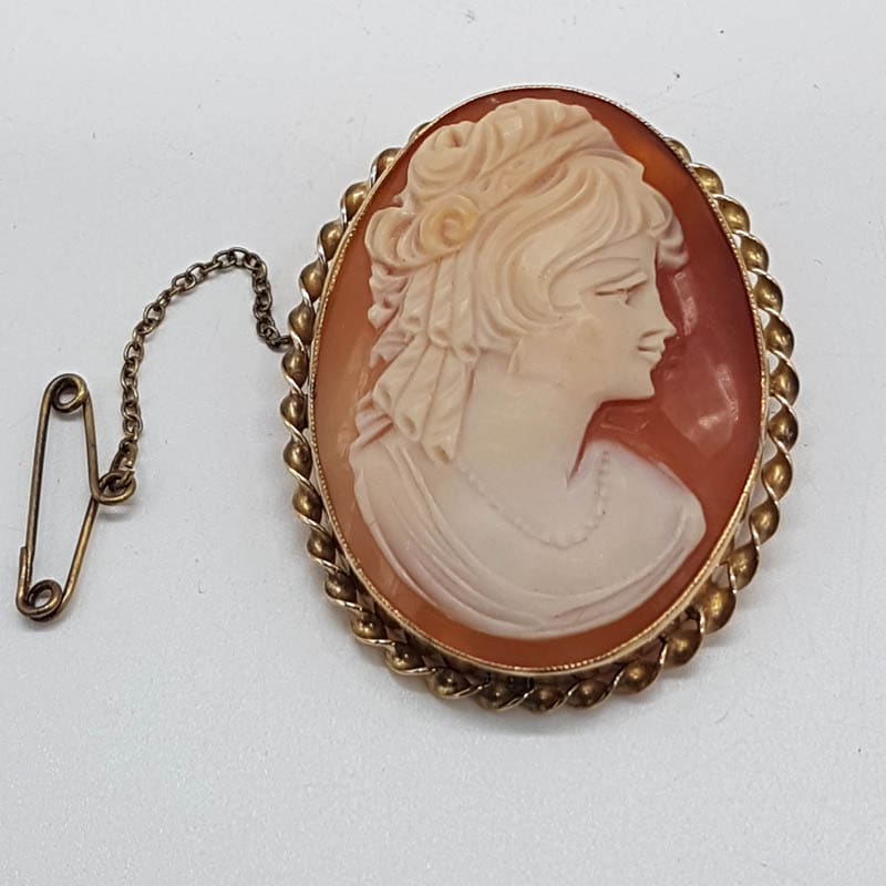 9ct Yellow Gold Oval Ladies Head Cameo Brooch with Twist Rim - Antique / Vintage