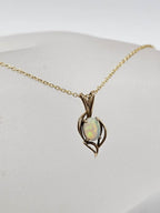 9ct Yellow Gold Solid White Opal Oval Stone in Leaf Shape Pendant on Gold Chain - Antique / Vintage