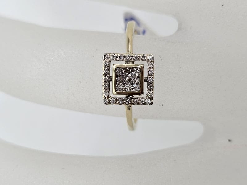 9ct Yellow Gold Diamond Square Shaped Cluster Ring