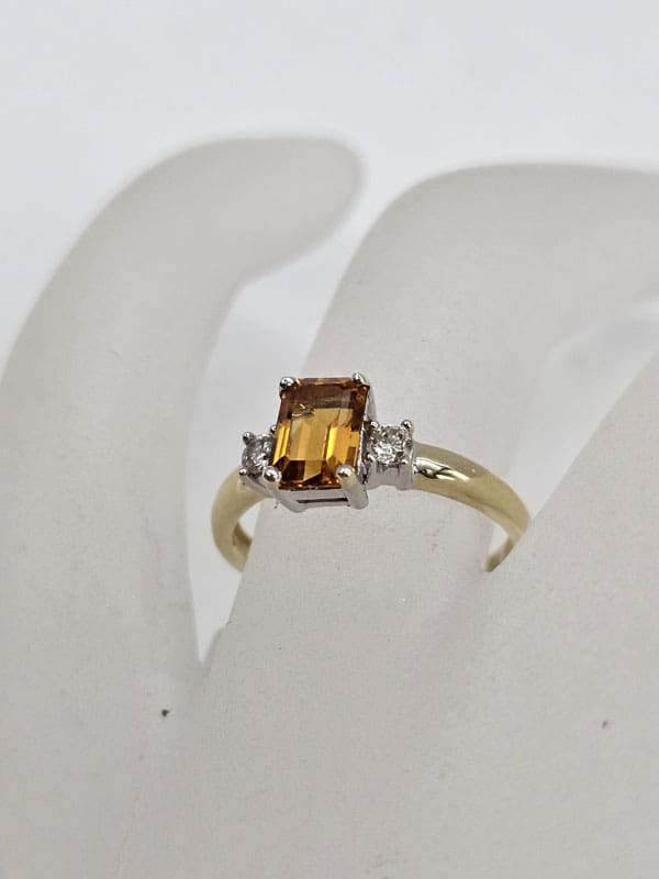 18ct Yellow Gold Citrine Rectangular with Two Diamond Ring