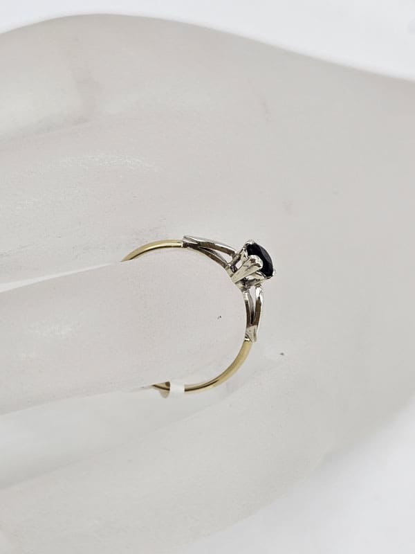 18ct Yellow Gold Natural Sapphire Solitaire Claw Set Ring - Antique / Vintage