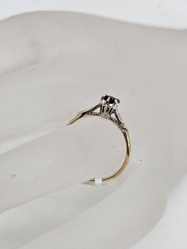 18ct Yellow Gold Natural Sapphire Solitaire Claw Set Ring - Antique / Vintage
