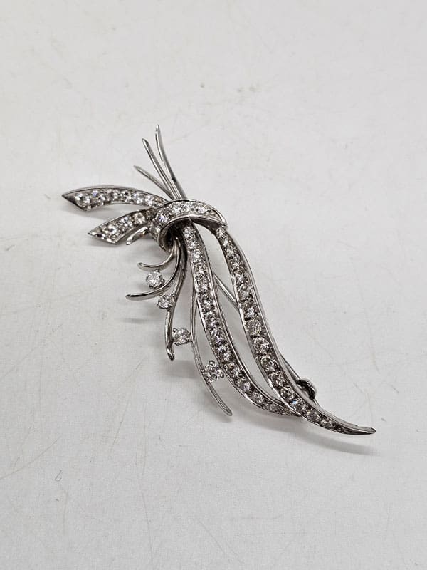 18ct White Gold Diamond Large Ornate Leaf Shaped Brooch - Antique / Vintage