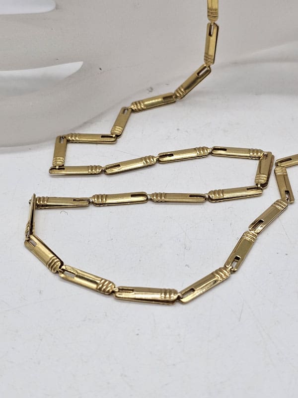 9ct Yellow Gold Unusual Elongated Link Necklace / Chain - Vintage