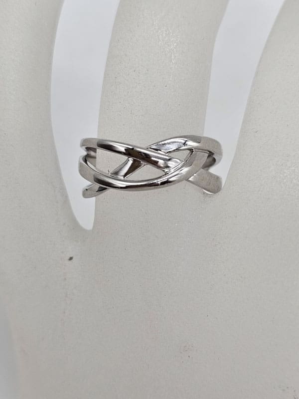 9ct White Gold Wide Open Design Twist Ring