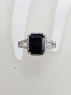 9ct White Gold Sapphire Rectangular Shaped Diamond Ring