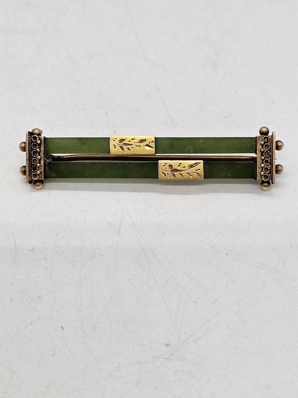 9ct Yellow Gold Jade / New Zealand Green Stone Ornate Design Bar Brooch - Antique / Vintage
