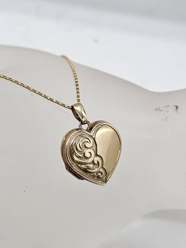 9ct Yellow Gold Ornate Design Heart Locket Pendant on 9ct Gold Chain