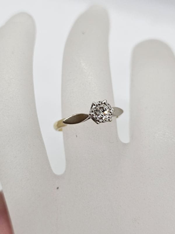 9ct Yellow Gold and White Gold Diamond Solitaire Engagement Ring / Dress Ring - Vintage