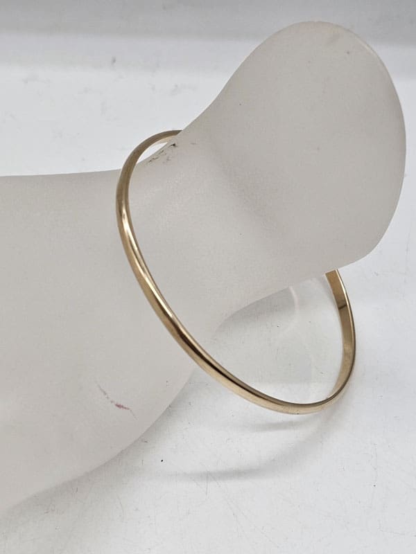 9ct Yellow Gold Rounded Bangle
