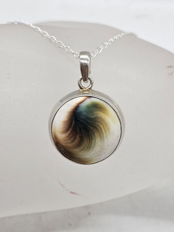 Sterling Silver Round Cats Eye Shell Pendant on Silver Chain - Vintage