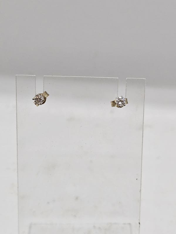 9ct Yellow Gold Diamond Solitaire Studs Earrings