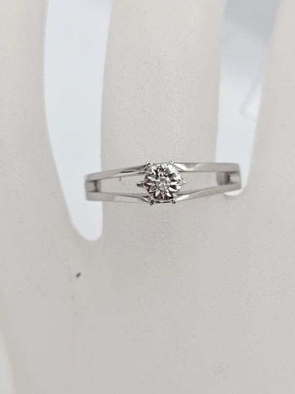 18ct White Gold Diamond Open Band Engagement Ring - Antique / Vintage