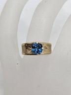 9ct Yellow Gold Square London Blue Topaz High Claw Set Design on Wide Band Ring - Antique / Vintage