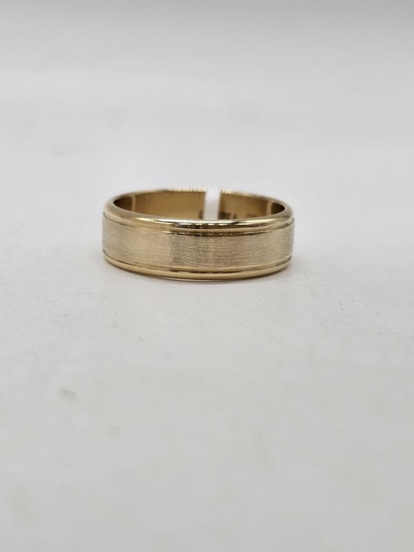 18ct Yellow Gold and White Gold Wedding Ring - Gents Ring / Ladies Ring