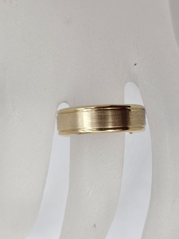 18ct Yellow Gold and White Gold Wedding Ring - Gents Ring / Ladies Ring