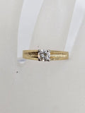 18ct Yellow Gold Diamond Solitaire Engagement Ring / Dress Ring - Vintage / Antique