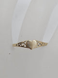 9ct Yellow Gold Filigree Patterned Heart Shaped Signet Ring