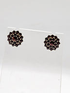 9ct Yellow Gold Bohemian Garnet Round Floral / Flower/ Daisy Studs Earrings - Antique / Vintage