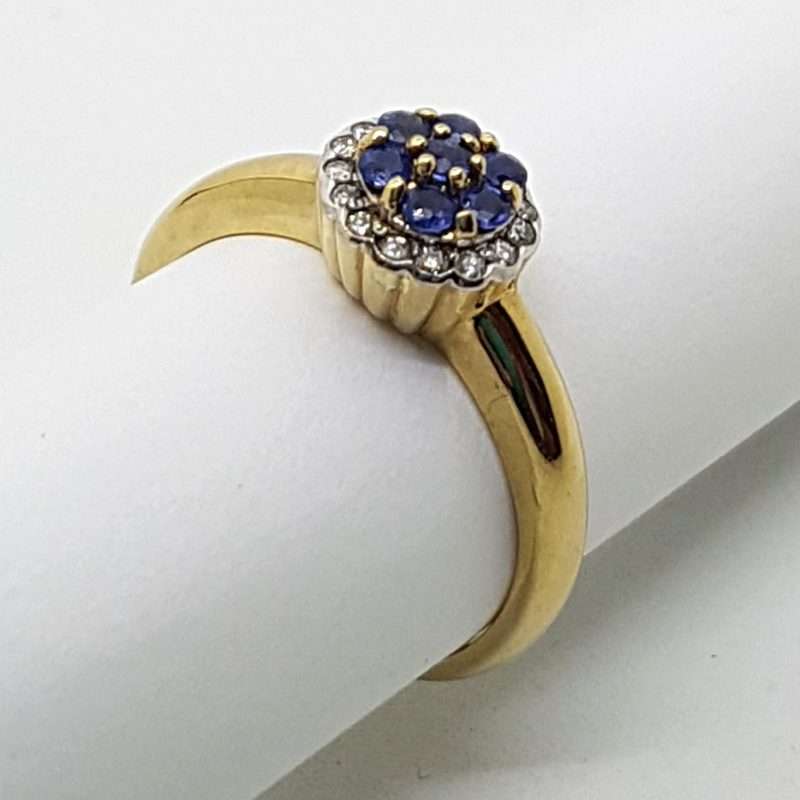 9ct Yellow Gold 7 Sapphires surrounded by Diamonds Round Cluster Ring - Daisy / Cupcake