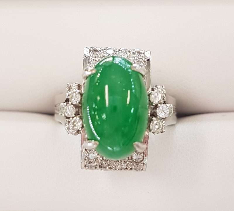 Carters_33c 18ct White Gold Oval Jade with Diamonds Ring - Art Deco