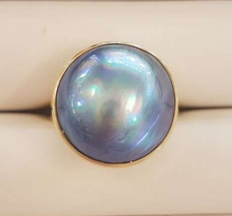 9ct Gold Blue Mabe Pearl Ring