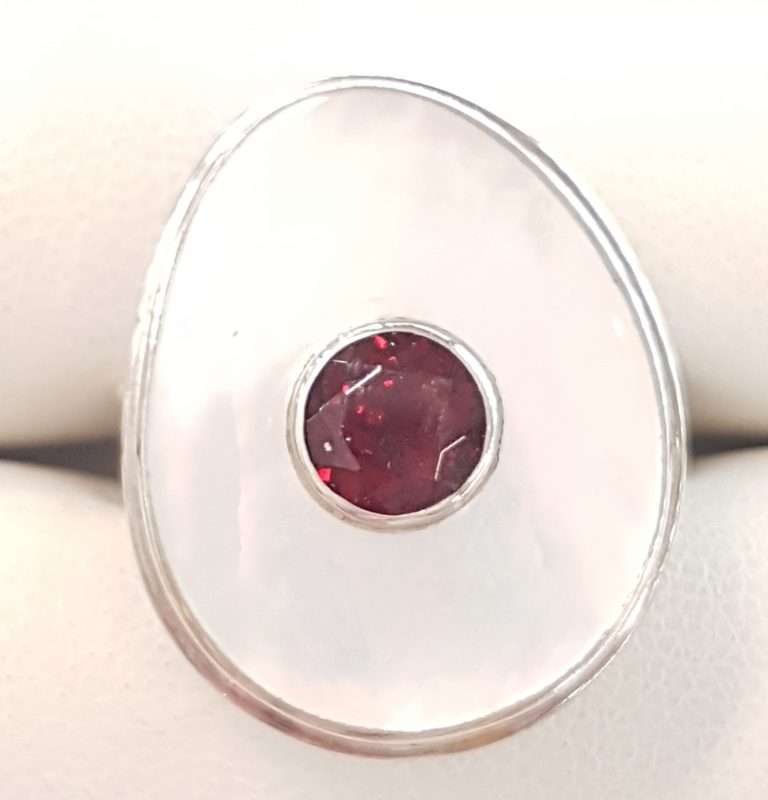 20200122_161957 Sterling Silver Large Garnet and Mother of Pearl Ring