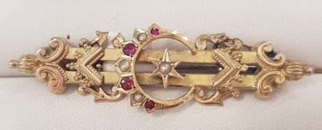 9ct Yellow Gold Ruby and Seedpearl Ornate Crescent and Star Bar Brooch