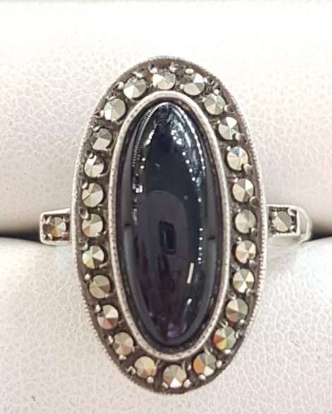 Sterling Silver Vintage Marcasite & Onyx Oval Ring