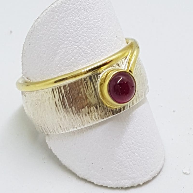 20200414_005115 Sterling Silver Cabochon Ruby Wide Ring - With Gold Plate
