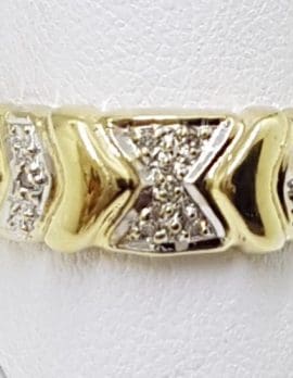 9ct Yellow Gold Diamond Wide Arrow Patterned Band Ring