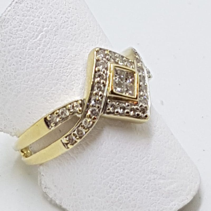 9ct Yellow Gold Diamond Square Ring