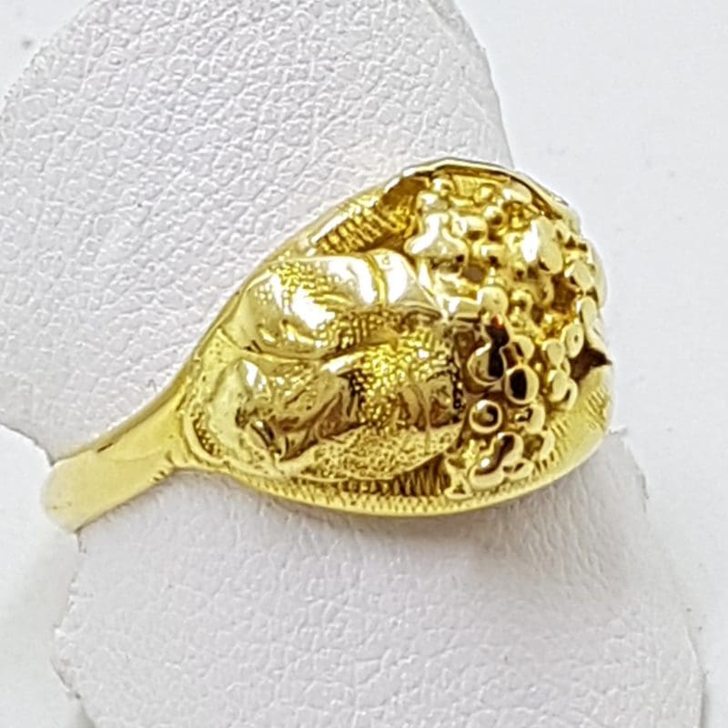 20200416_192222 9ct Yellow Gold Grape / Vine Ring