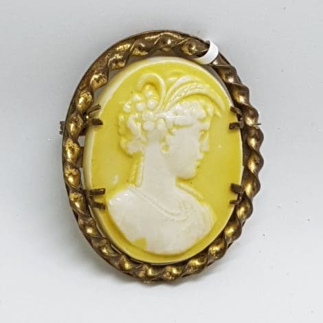 Gold Plated Yellow Oval Cameo Brooch