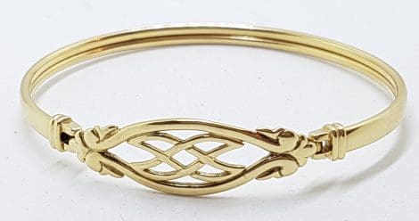 9ct Yellow Gold Patterned Oval Bangle