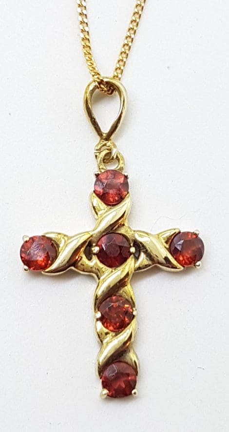 9ct Yellow Gold Garnet Crucifix / Cross Pendant on 9ct Chain - Round